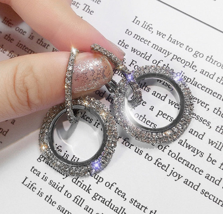 S925 silver needle Korean version of the new fashion with diamond earrings women's diamond geometry circle earrings Europe and the United States simple earrings