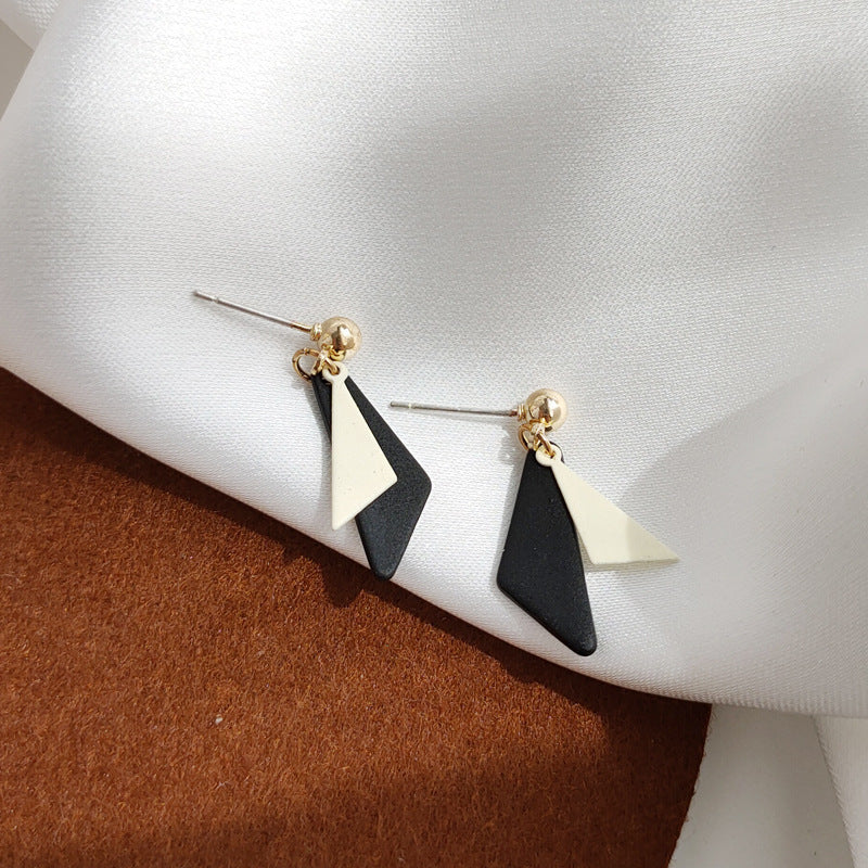 Korean Simple Contrasting Color Stud Earrings