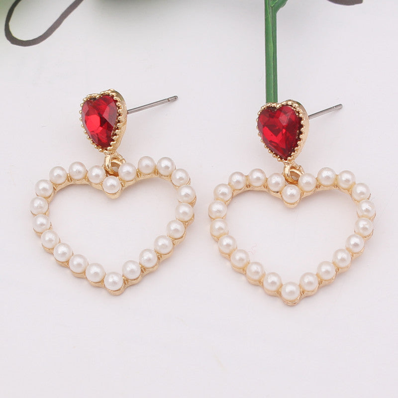 Korean Style Fashion Metal Sweet Peach Heart Pearl Earrings Personality Temperament