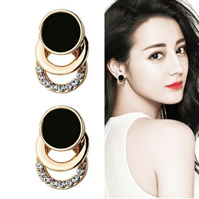 Simple and fashionable Korean earrings