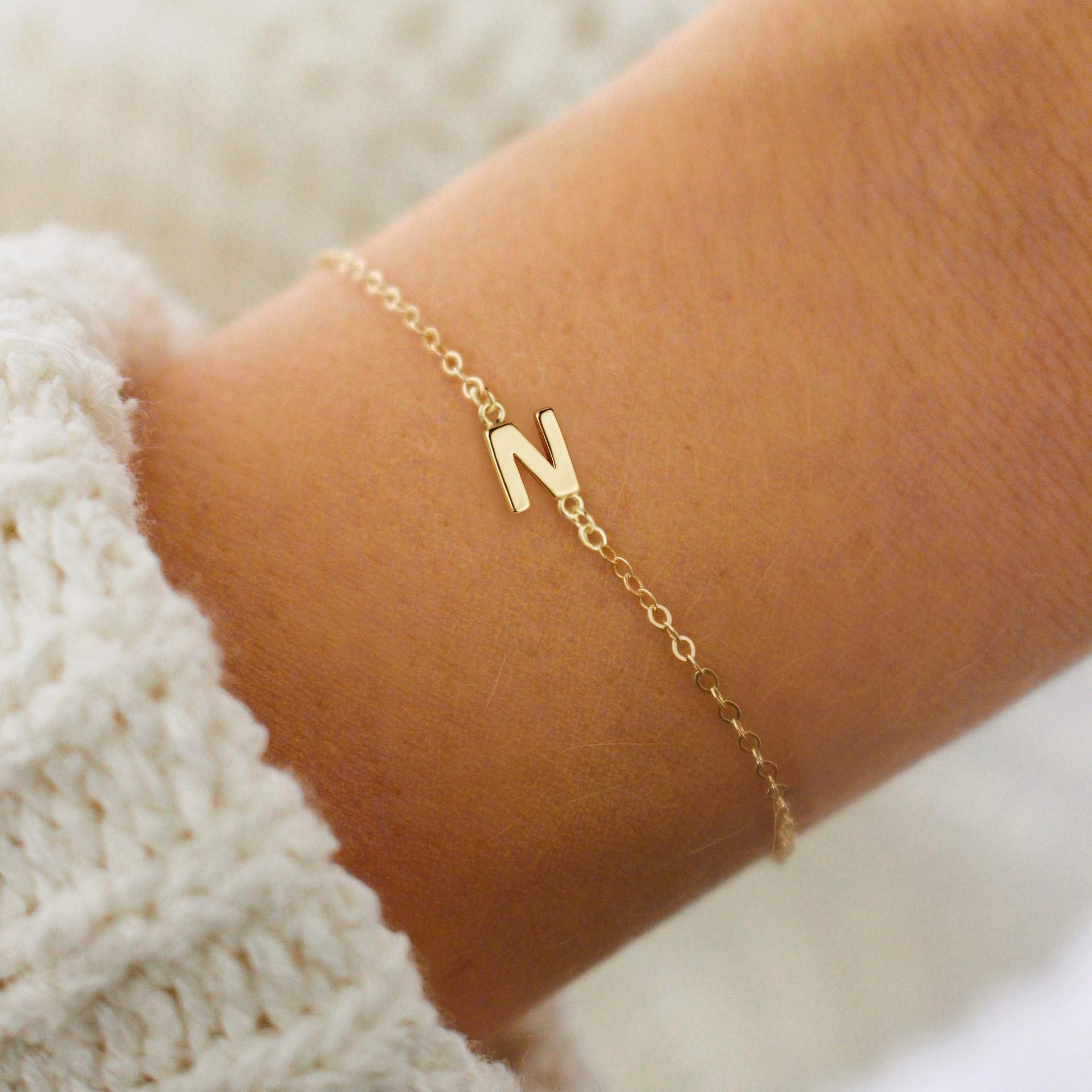 Simple Gold Women's Fashion 26 Letter Bracelet