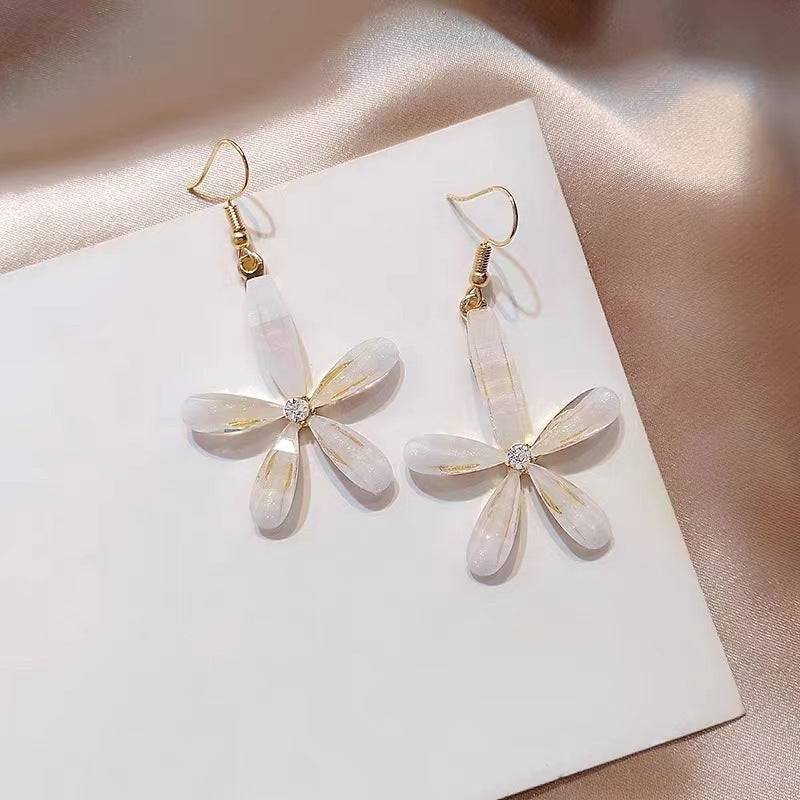 Small Exquisite Korean Earrings Cold Style