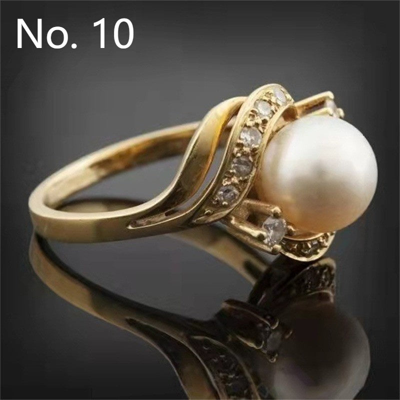 Vintage Fashionable Golden Rhinestone Zircon Pearl Ring