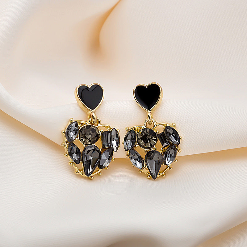 Korean Version Of The Trend Of Simple Temperament Black Love Earrings