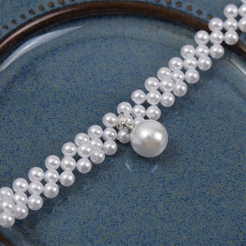 Hand-Woven Pearl Clavicle Necklace