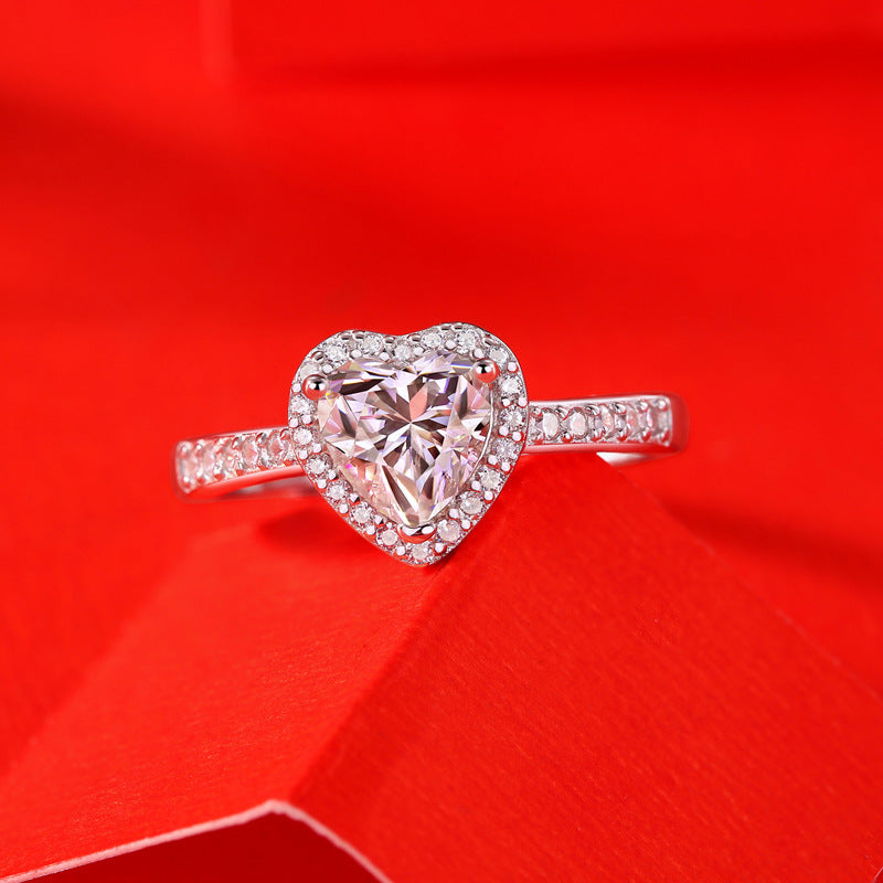 Women's Fashion Personalized Heart-shaped Moissanite Ring