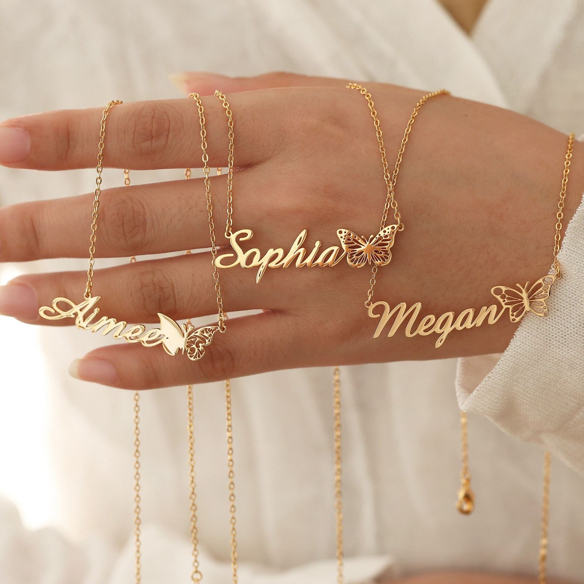 Customized Name Butterfly Necklace For Women Personalized English Letters