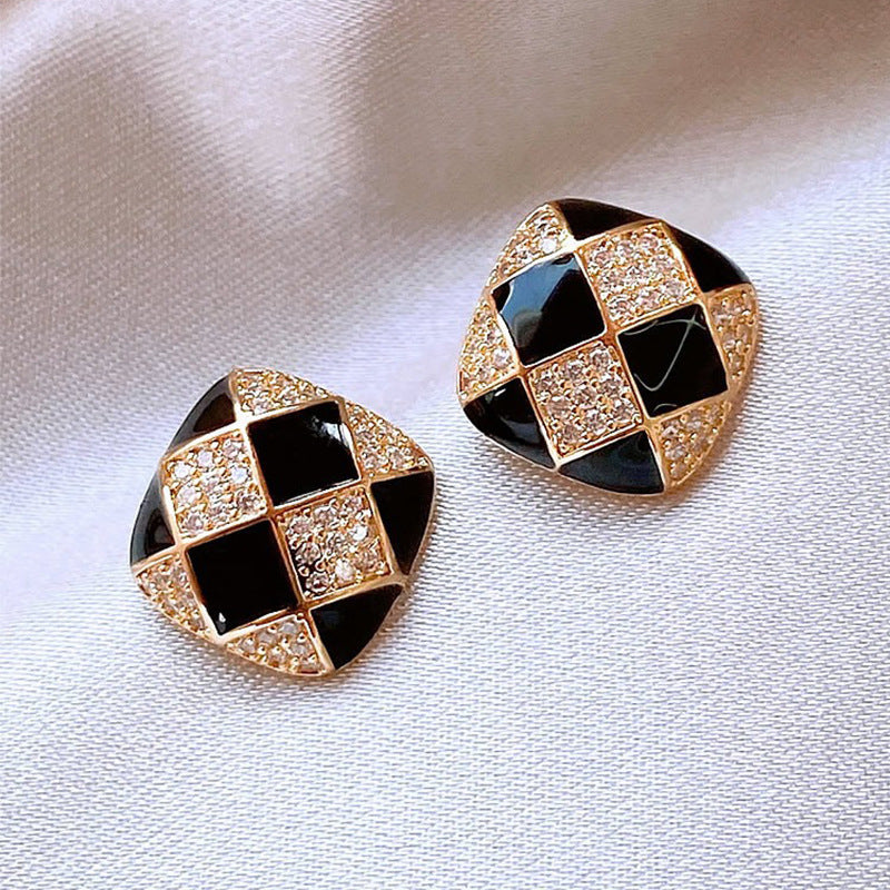 Women's Chessboard Plaid Stud Earrings