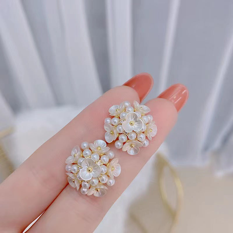 Flower Cluster Exaggerated Autumn And Winter High Class Elegant Earrings For Women