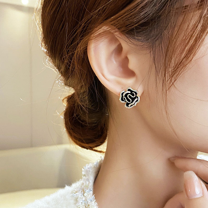 Special-interest Design High-grade Sterling Silver Camellia Stud Earrings For Women