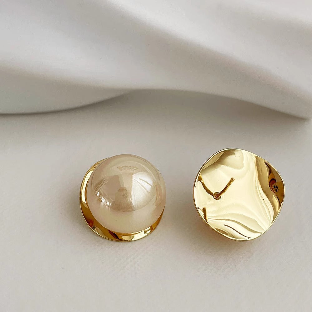 Fashion High-grade Niche French Retro Earrings