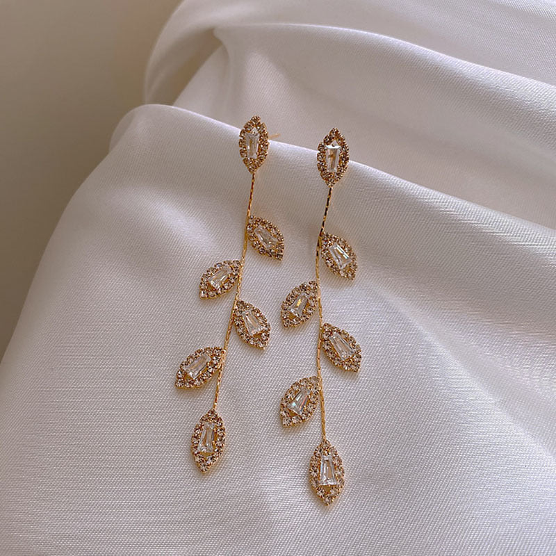 Leaf Earrings Women Long Tassel Earrings