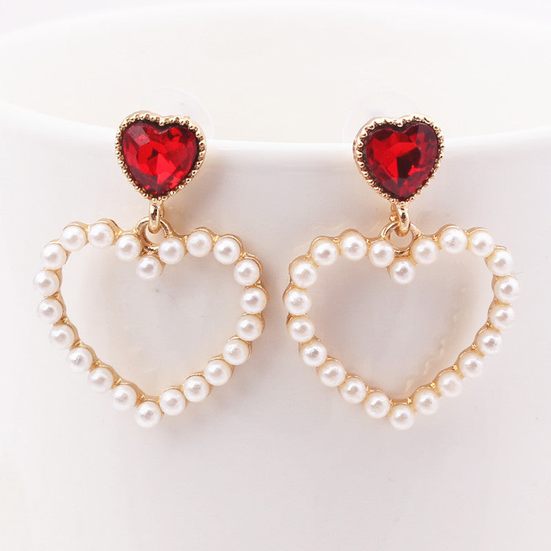 Korean Style Fashion Metal Sweet Peach Heart Pearl Earrings Personality Temperament