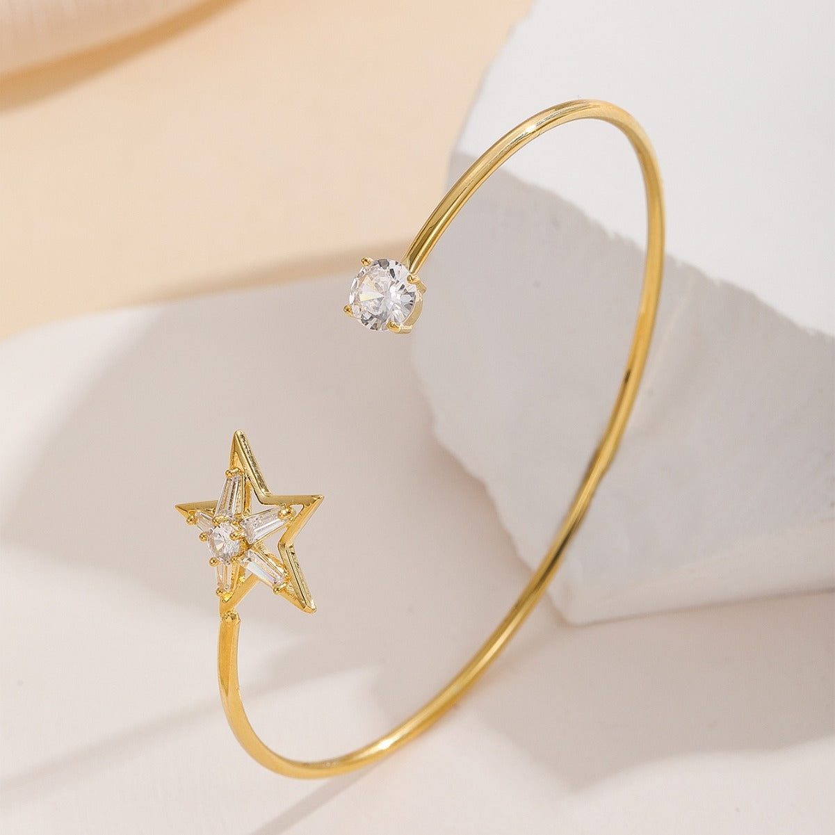 Fashion Fashion Women' Five-pointed Star Copper Inlaid Zircon