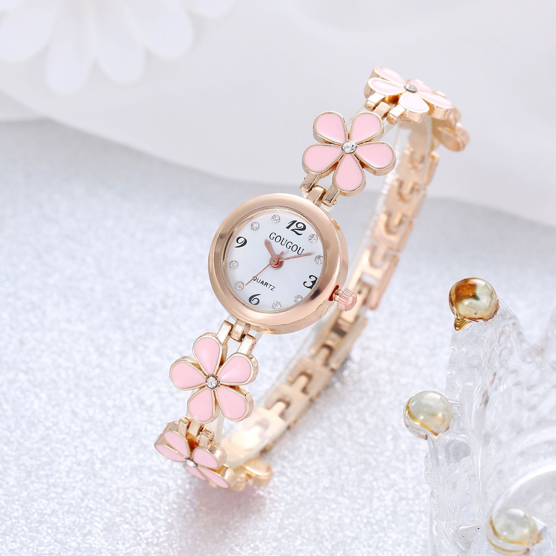 Ladies Petal Patterned Quartz Watch Bracelet Set